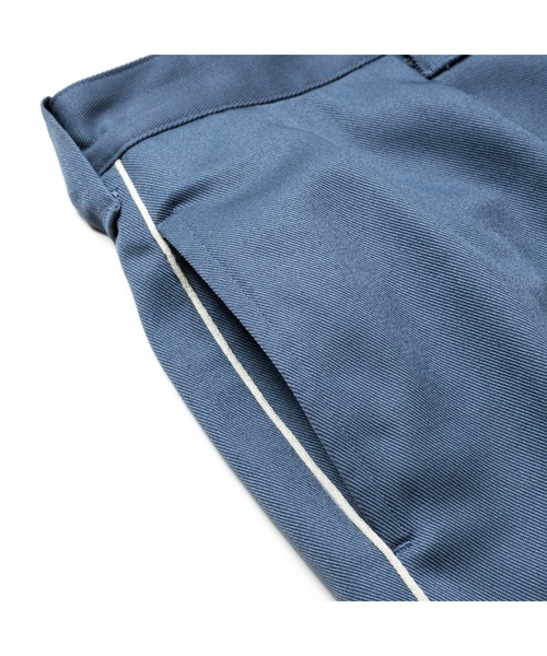 CALEE(キャリー)の「SIDE LINE TUCK TROUSERS(チノパンツ・メンズ・ブルーグレー/ブラック・LARGE/MEDIUM)」の10枚目の写真