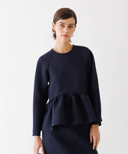 DESIGNWORKS(デザインワークス)の「ペプラムブラウス(シャツ/ブラウス・レディース・ネイビー/アイボリー・38)」の1枚目の写真