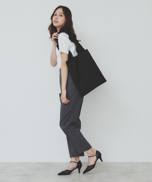 index(インデックス)の「【A4サイズ収納可能】持ち手フリルトートバッグ(トートバッグ・レディース・サックスブルー/アイボリー/ブラック・00)」の6枚目の写真