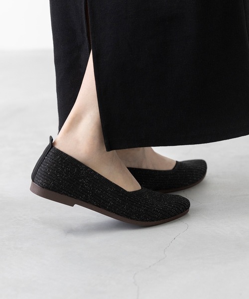 welleg(ウェレッグ)の「やわらか Vカット ニットパンプス(パンプス・レディース・ブラック/グリーン/ベージュ/イエロー/ブラック×シルバー・L/M/LL/S)」の10枚目の写真