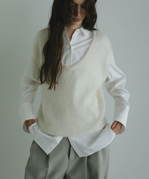 ETRE TOKYO(エトレトウキョウ)の「スーパーキッドモヘヤスリーブレスニットプルオーバー(ニット/セーター・レディース・グレー/ホワイト/ピンク・FREE)」の15枚目の写真