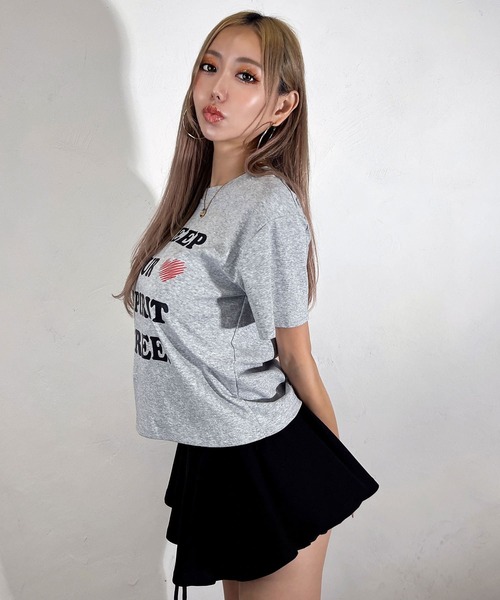 BLACKQUEEN(ブラッククイーン)の「【BLACKQUEEN】英字プリントロゴT(Tシャツ/カットソー・レディース・グレー/ホワイト/ブラック・M)」の7枚目の写真