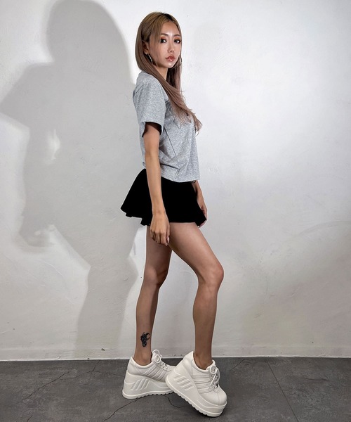 BLACKQUEEN(ブラッククイーン)の「【BLACKQUEEN】英字プリントロゴT(Tシャツ/カットソー・レディース・グレー/ホワイト/ブラック・M)」の9枚目の写真