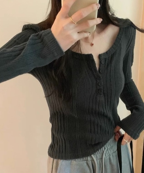 LADY LIKE(レディライク)の「ランダムストライプモール素材ヘンリーネックトップス(Tシャツ/カットソー・レディース・ネイビー/ベージュ/ダークグレー/ピンク・M)」の18枚目の写真