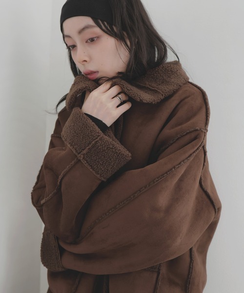 LIAN（リアン）の「ムートンボアミドルコート（ムートンコート・レディース・ブラウン/チャコールグレー/ブラック/アイボリー・FREE）」の11枚目の写真