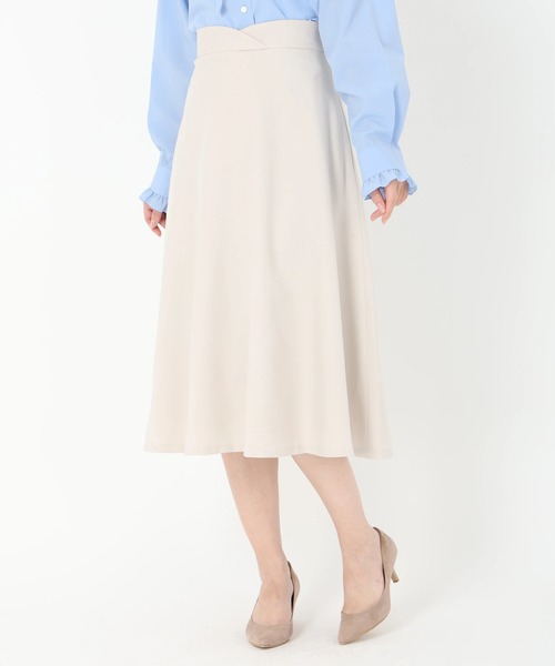 STRAWBERRY-FIELDS(ストロベリーフィールズ)の「ソフィーツイル_フレアースカート(スカート・レディース・グレイッシュベージュ/ネイビー/キャメル/ボルドー・1/2)」の1枚目の写真