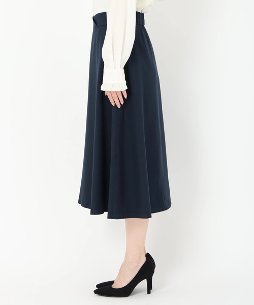 STRAWBERRY-FIELDS(ストロベリーフィールズ)の「ソフィーツイル_フレアースカート(スカート・レディース・グレイッシュベージュ/ネイビー/キャメル/ボルドー・1/2)」の7枚目の写真