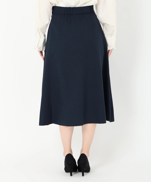 STRAWBERRY-FIELDS(ストロベリーフィールズ)の「ソフィーツイル_フレアースカート(スカート・レディース・グレイッシュベージュ/ネイビー/キャメル/ボルドー・1/2)」の8枚目の写真