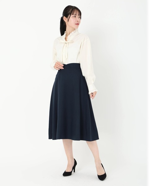 STRAWBERRY-FIELDS(ストロベリーフィールズ)の「ソフィーツイル_フレアースカート(スカート・レディース・グレイッシュベージュ/ネイビー/キャメル/ボルドー・1/2)」の11枚目の写真