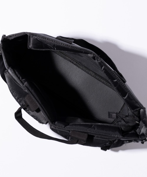 MAGASIN DE MODE TOOLS(マガジンデモードトゥールズ)の「【MAGASIN DE MODE TOOLS】ヘルメットバッグ ナイロンツイル 8293 MKS(ショルダーバッグ・メンズ・ブラック・FREE)」の3枚目の写真