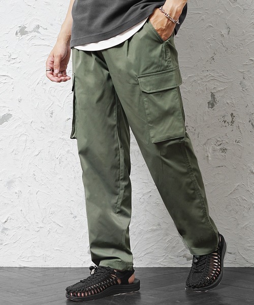 MinoriTY(マイノリティ)の「【MinoriTY Select】ゆる軽ストレッチリラックスカーゴワイドパンツ(カーゴパンツ・メンズ・オリーブ/ブラック/ブラウン・LL/L/M)」の4枚目の写真