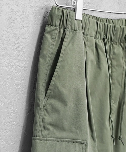MinoriTY(マイノリティ)の「【MinoriTY Select】ゆる軽ストレッチリラックスカーゴワイドパンツ(カーゴパンツ・メンズ・オリーブ/ブラック/ブラウン・LL/L/M)」の7枚目の写真