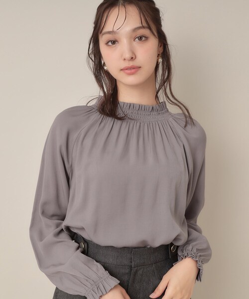couture brooch(クチュールブローチ)の「【きれいめ・通勤】RTピケ前後2WAYシャーリングブラウス(シャツ/ブラウス・レディース・アイボリー/ブラウン系その他/サンドベージュ・42/40/36/38)」の19枚目の写真