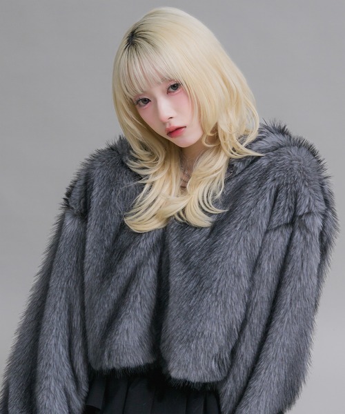 17HR(セブンティーンアワーズ)の「フード付きファーショートコート(その他アウター・レディース・ブラウン/グレー・FREE)」の10枚目の写真