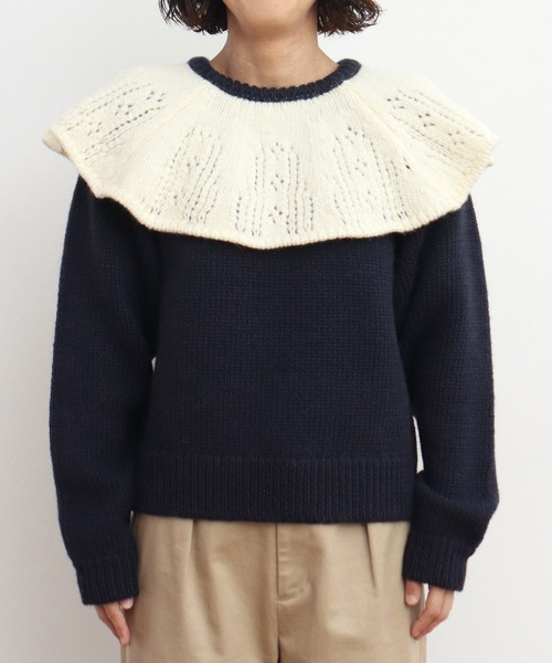 Dot&Stripes CHILD WOMAN(ドットアンドストライプス チャイルドウーマン)の「1/3Wool 透かし編みケープ襟プルオーバー(ニット/セーター・レディース・アイボリー/ネイビー・FREE)」の7枚目の写真