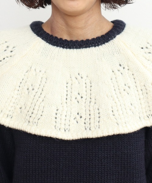 Dot&Stripes CHILD WOMAN(ドットアンドストライプス チャイルドウーマン)の「1/3Wool 透かし編みケープ襟プルオーバー(ニット/セーター・レディース・アイボリー/ネイビー・FREE)」の10枚目の写真
