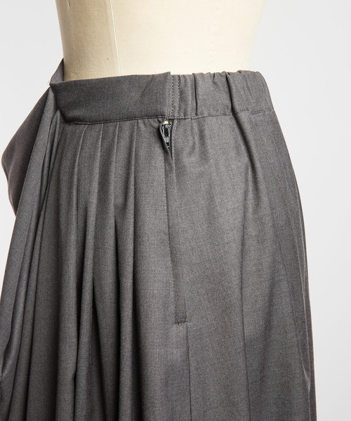 gomme(ゴム)の「4リーフクローバーJQ リフトタックスカート(スカート・レディース・グレー/ブラック・MEDIUM)」の20枚目の写真