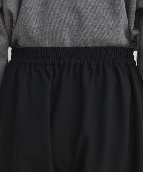 Doux archives（ドゥアルシーヴ）の「ボンディングツータックワイドパンツ（その他パンツ・レディース・シルバーグレー/ブラック/モカ・36/38）」の14枚目の写真