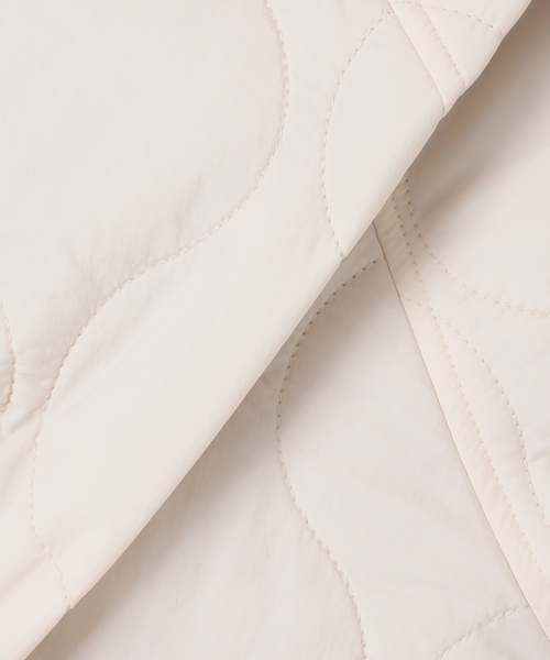 B.C STOCK(ベーセーストック)の「ウォッシャブル / キルティングリバーシブルブルゾン(その他アウター・レディース・ブラック/カーキ/アイボリー・FREE)」の4枚目の写真