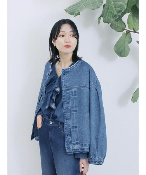 Samansa Mos2 blue（サマンサモスモスブルー）の「【ECO DENIM 】 ノーカラーブルゾン（ブルゾン・レディース・ブルー/チャコールグレー/ブラウン・F）」の13枚目の写真