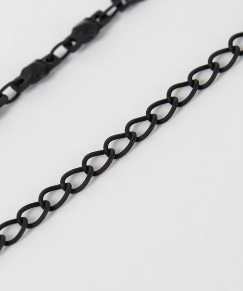 LAD MUSICIAN（ラッドミュージシャン）の「COMBI RING NECKLACE（ネックレス・メンズ・ブラック×シルバー/シルバー×ブラック・FREE）」の4枚目の写真