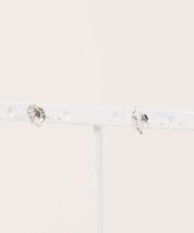 september/クオーツ ラフロック pierce