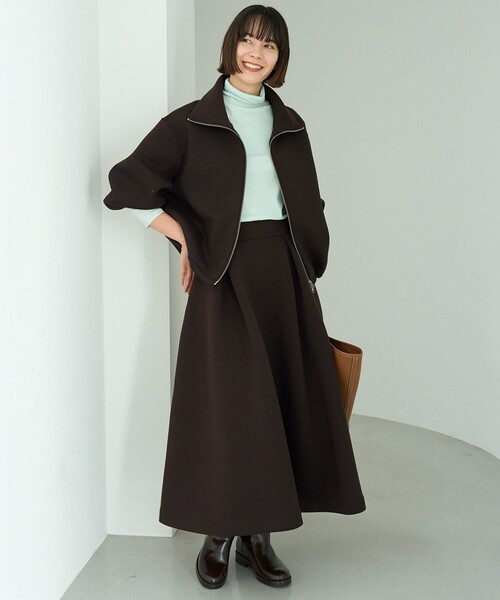 UNFILO(アンフィーロ)の「【VERY×UNFILOコラボ】BEAUTY FORM JERSEY+ ZIPブルゾン(ブルゾン・レディース・ベージュ系/ダークブラウン系/ブラック系/ネイビー系・X-LARGE)」の7枚目の写真