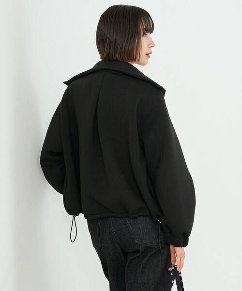 UNFILO(アンフィーロ)の「【VERY×UNFILOコラボ】BEAUTY FORM JERSEY+ ZIPブルゾン(ブルゾン・レディース・ベージュ系/ダークブラウン系/ブラック系/ネイビー系・X-LARGE)」の10枚目の写真