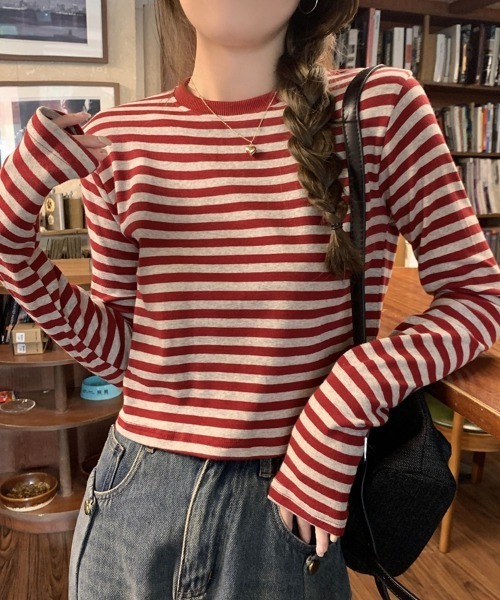 SallyLunn(サリーラン)の「クロップドボーダートップス(Tシャツ/カットソー・レディース・ブラック/レッド・LARGE/MEDIUM)」の3枚目の写真