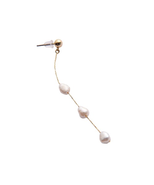AKTE（アクテ）の「ポイントパールロングピアス（ピアス（両耳用）・レディース・ゴールド・FREE）」の2枚目の写真