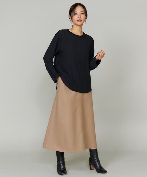 INED（イネド）の「【吸汗速乾】ジョーゼットプルオーバー（Tシャツ/カットソー・レディース・オフホワイト/ブラック・9号）」の3枚目の写真