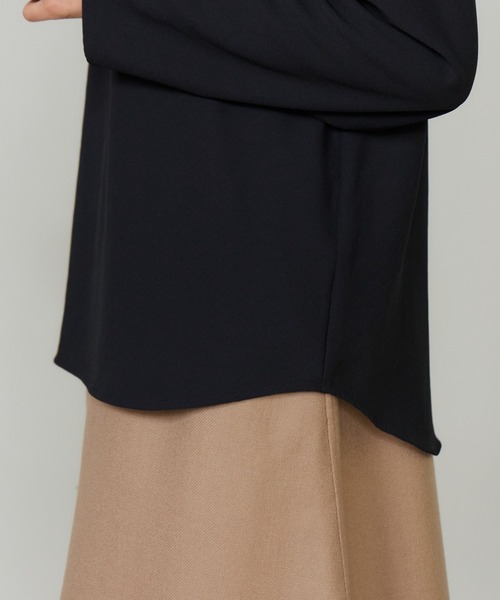 INED（イネド）の「【吸汗速乾】ジョーゼットプルオーバー（Tシャツ/カットソー・レディース・オフホワイト/ブラック・9号）」の11枚目の写真