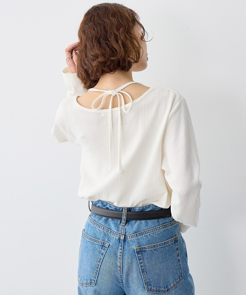 anyfee(エニフィー)の「【anyfee/大きいサイズ】ホルターネック長袖トップス(Tシャツ/カットソー・レディース・ホワイト/ブラック・LL/3L/4L/5L)」の9枚目の写真