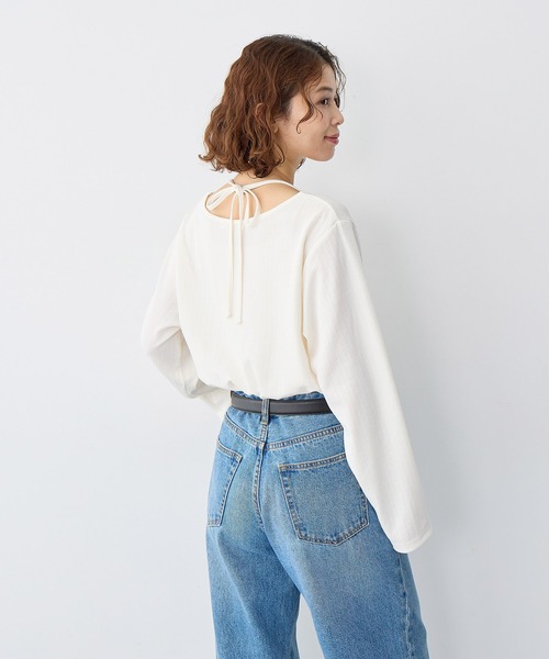 anyfee(エニフィー)の「【anyfee/大きいサイズ】ホルターネック長袖トップス(Tシャツ/カットソー・レディース・ホワイト/ブラック・LL/3L/4L/5L)」の13枚目の写真