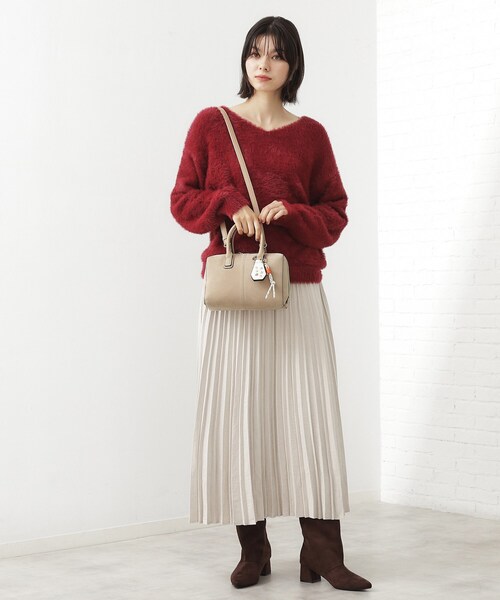 THE SHOP TK (ザ ショップ ティーケー )の「チャーム付きスエードミニボストンバッグ(ボストンバッグ・レディース・ベージュ/スミクロ・00)」の7枚目の写真