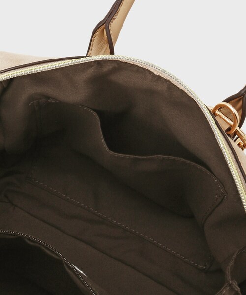 THE SHOP TK (ザ ショップ ティーケー )の「チャーム付きスエードミニボストンバッグ(ボストンバッグ・レディース・ベージュ/スミクロ・00)」の17枚目の写真