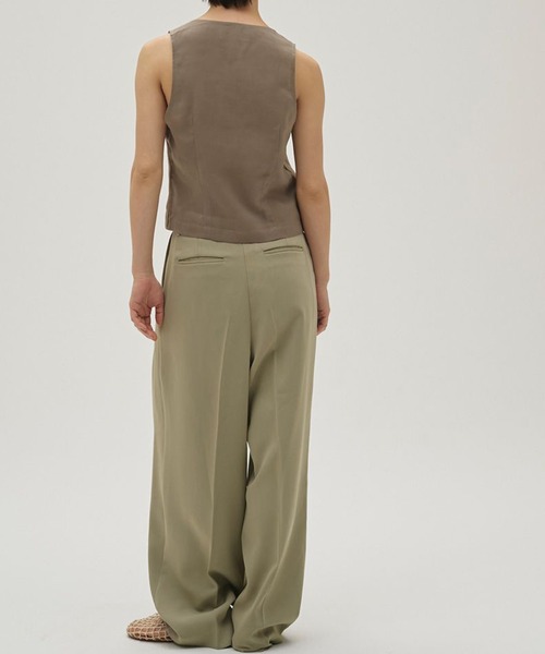 TODAYFUL(トゥデイフル)の「【TODAYFUL/トゥデイフル】Tuck Wide Trousers/タックワイドトラウザー(スラックス・レディース・ベージュ/ブラック/チョコ・36/38)」の15枚目の写真