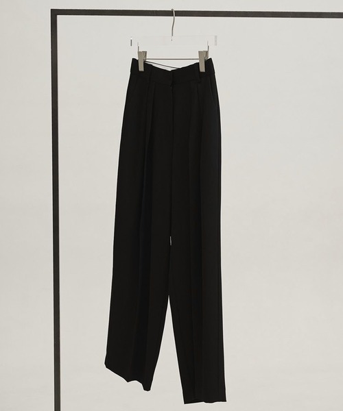TODAYFUL(トゥデイフル)の「【TODAYFUL/トゥデイフル】Tuck Wide Trousers/タックワイドトラウザー(スラックス・レディース・ベージュ/ブラック/チョコ・36/38)」の7枚目の写真