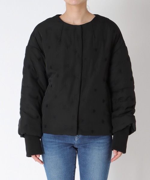 Jines（ジネス）の「ドット刺繍キルティングノーカラージャケット（ノーカラージャケット・レディース・ホワイト/ブラック・38）」の14枚目の写真