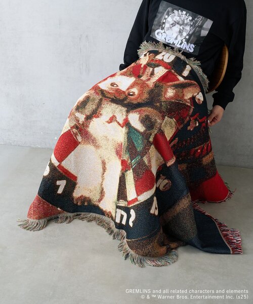 BIRTHDAY BAR（バースデイバー）の「【GREMLINS グレムリン】ギズモ　スローケット（ブランケット・レディース・レッド・0）」の2枚目の写真