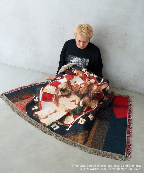 BIRTHDAY BAR（バースデイバー）の「【GREMLINS グレムリン】ギズモ　スローケット（ブランケット・レディース・レッド・0）」の3枚目の写真