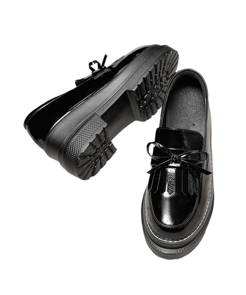 shoes365(シューズスリーシックスファイヴ)の「厚底リボンタッセルローファー(ローファー・レディース・ブラック・23.0cm/23.5cm/24.5cm/25.0cm/25.5cm)」の7枚目の写真