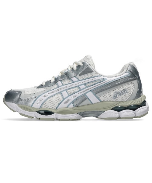 ASICS(アシックス)の「ASICS GEL-NYC 2055(アシックス ゲルエヌワイシー 2055)(スニーカー・メンズ・ベージュ系・25.5cm/26cm/26.5cm/27cm/27.5cm/28cm/28.5cm/29cm/23cm)」の3枚目の写真