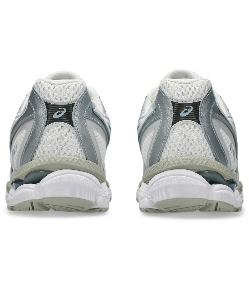 ASICS(アシックス)の「ASICS GEL-NYC 2055(アシックス ゲルエヌワイシー 2055)(スニーカー・メンズ・ベージュ系・25.5cm/26cm/26.5cm/27cm/27.5cm/28cm/28.5cm/29cm/23cm)」の6枚目の写真