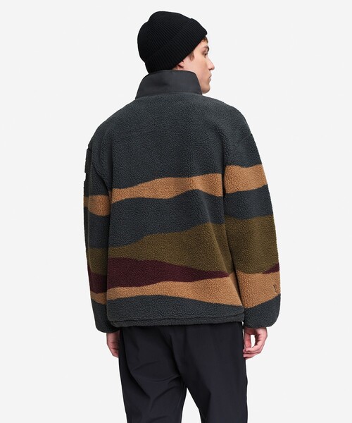 AIGLE（エーグル）の「カモフラージュ ハイネックフリースブルゾン（ニット/セーター・メンズ・カモフラージュ・XL/S/M/L）」の4枚目の写真