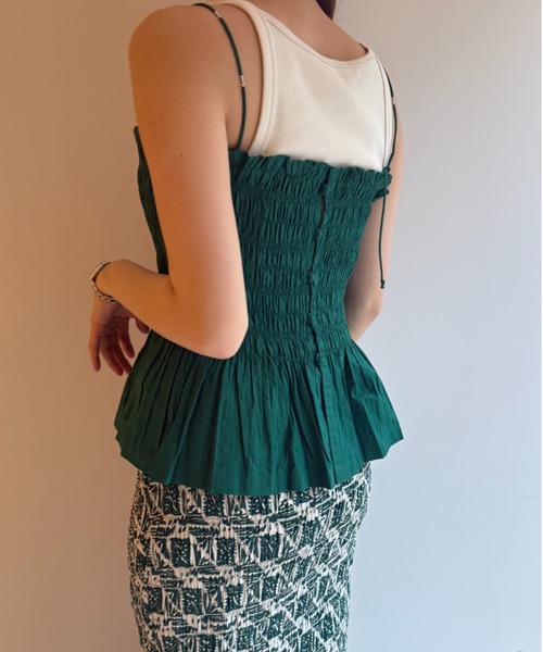 sara mallika(サラ マリカ)の「COTTON STRIPE JAQUARD SHIRRING TOP(キャミソール・レディース・グリーン/イエロー・FREE)」の13枚目の写真