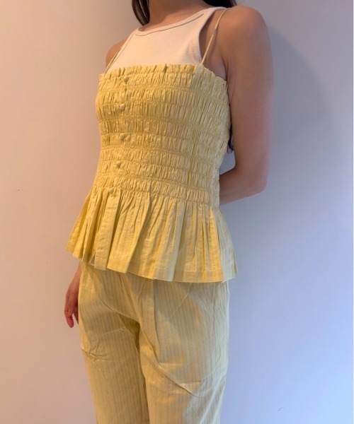 sara mallika(サラ マリカ)の「COTTON STRIPE JAQUARD SHIRRING TOP(キャミソール・レディース・グリーン/イエロー・FREE)」の7枚目の写真