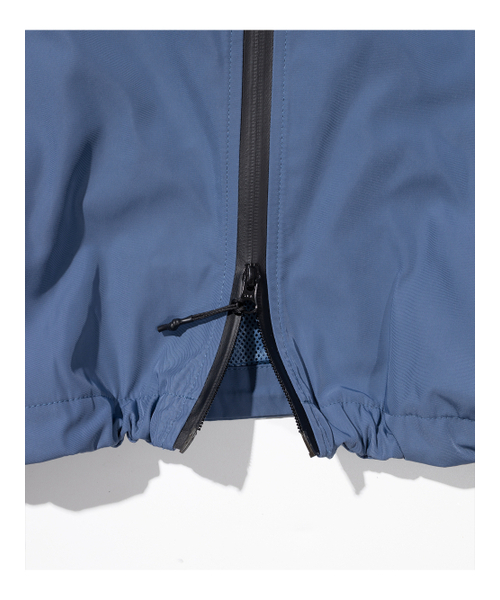 MASSNOUN(マスノウン)の「クロップディビジョンジャケット MSHJK002-SK(ナイロンジャケット・レディース・その他・MEDIUM/LARGE)」の6枚目の写真