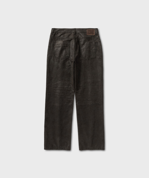 NONBLANK(ノンブランク)の「レザーテクスチャードパンツ_ダークブラウン(その他パンツ・メンズ・ダークブラウン・X-LARGE/LARGE/MEDIUM)」の2枚目の写真