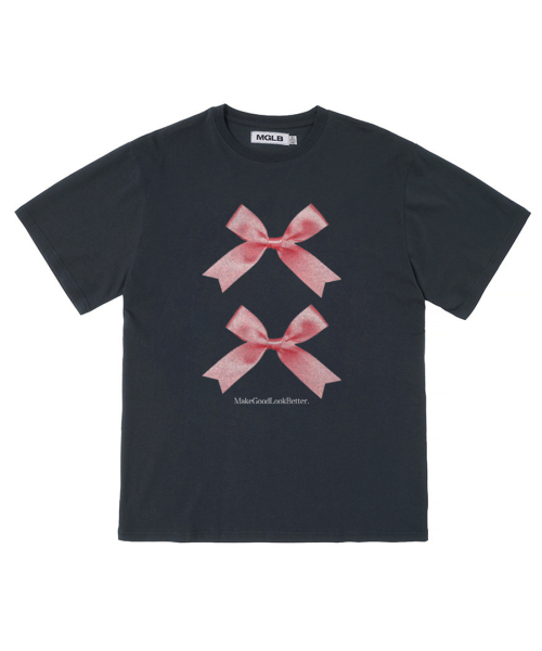 MATCHGLOBE(マッチグローブ)の「トゥワイスリボンオーバーサイズTシャツ(ネイビー)(Tシャツ/カットソー・レディース・その他・FREE)」の2枚目の写真